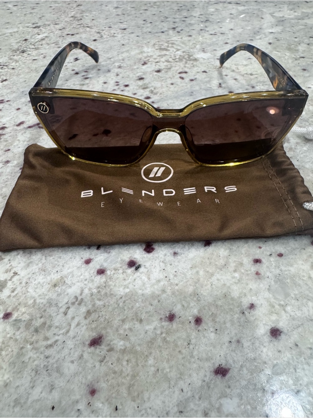 Blenders Eyewear Women's Olive & Tortoise Square Sunglasses